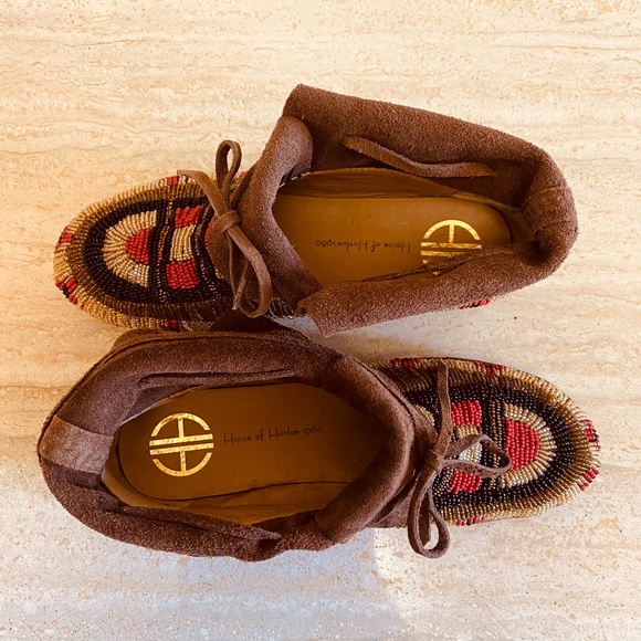 Vintage- House of Harlow 1960 Suede & Beaded ankle boots - Picture 13 of 16